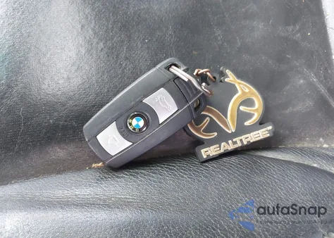 2006 BMW 530Xi из США, поврежденный, VIN WBANF73506CU20091